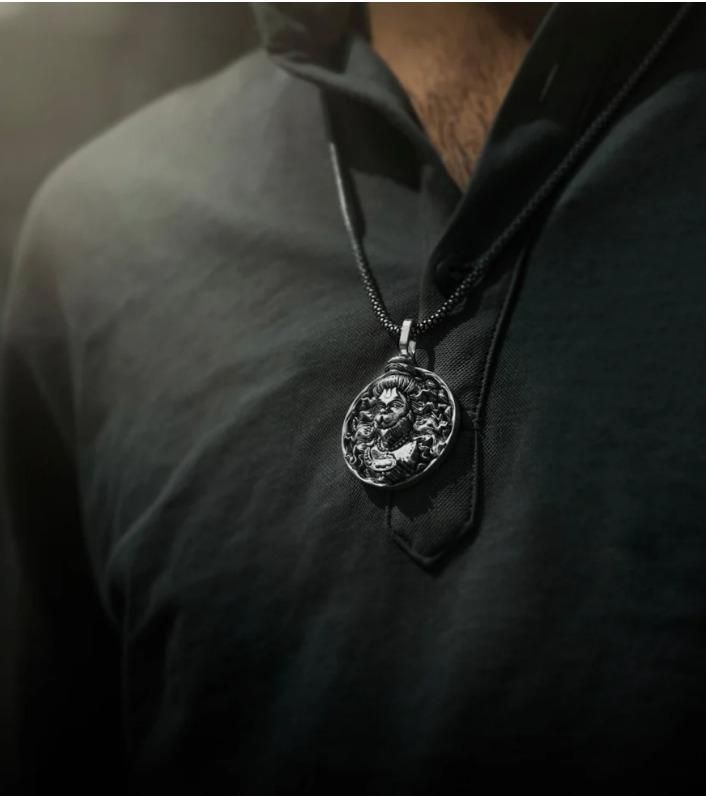🙏 Jai Hanuman Divya Kavach Pendant Oxodaised Silver Chain