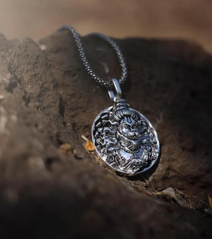 🙏 Jai Hanuman Divya Kavach Pendant Oxodaised Silver Chain