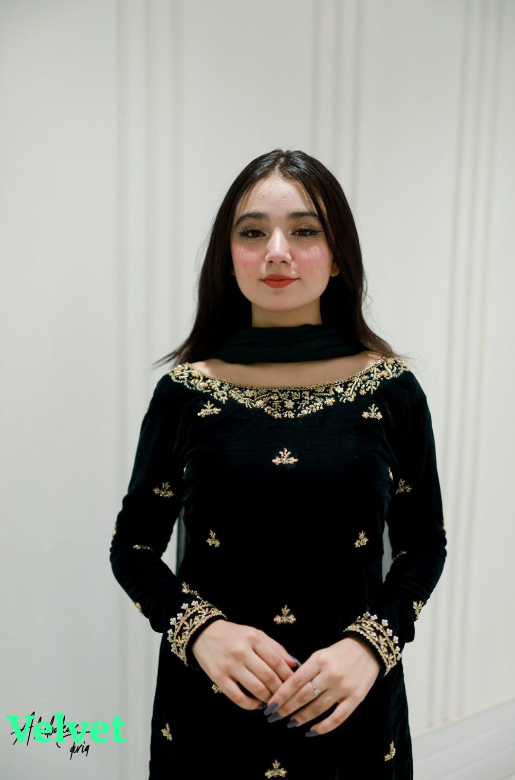 💖 New Launch: Luxury Velvet Embroidered 3-Piece Pant Set for Winter 💖