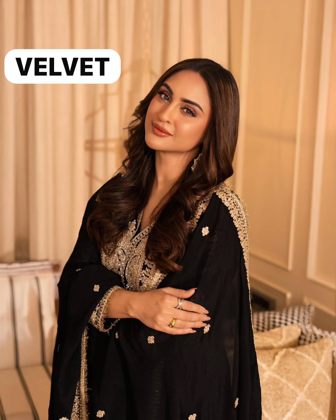 🔥 Exclusive Velvet Embroidered Suit Set With Designer Dupatta – A-One Quality 🔥