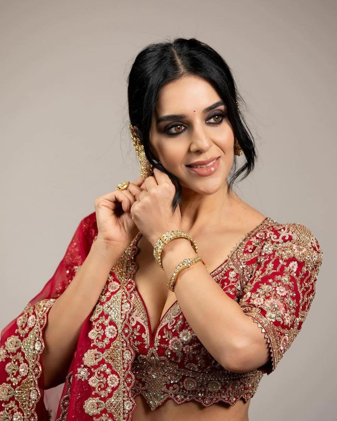 🔥 Bestselling Designer Lehenga Collection – Heavy Sequins, Coding & Flair 🔥