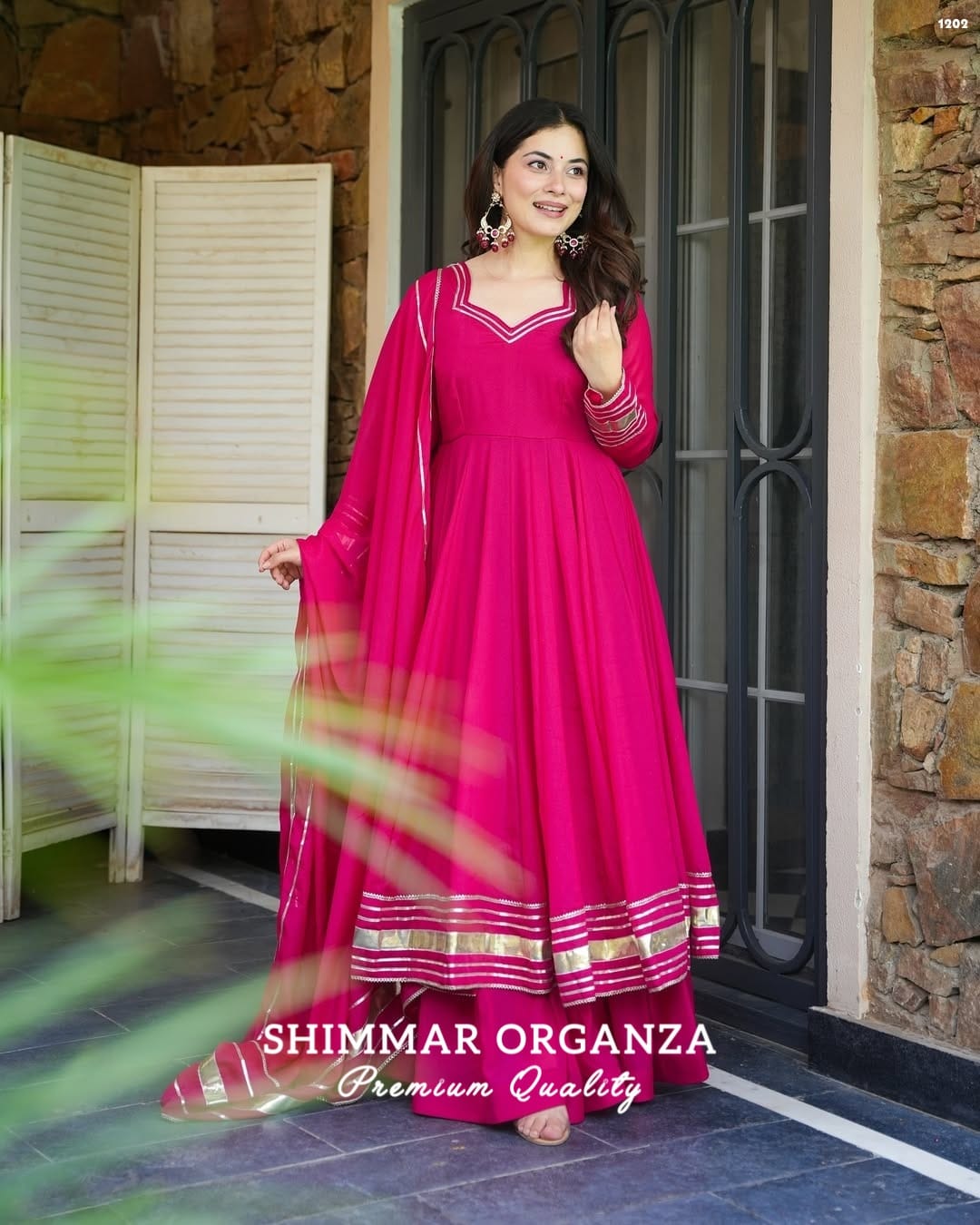 💖 Designer Partywear Shimmer Organza Kurta Set – New Launch 💖