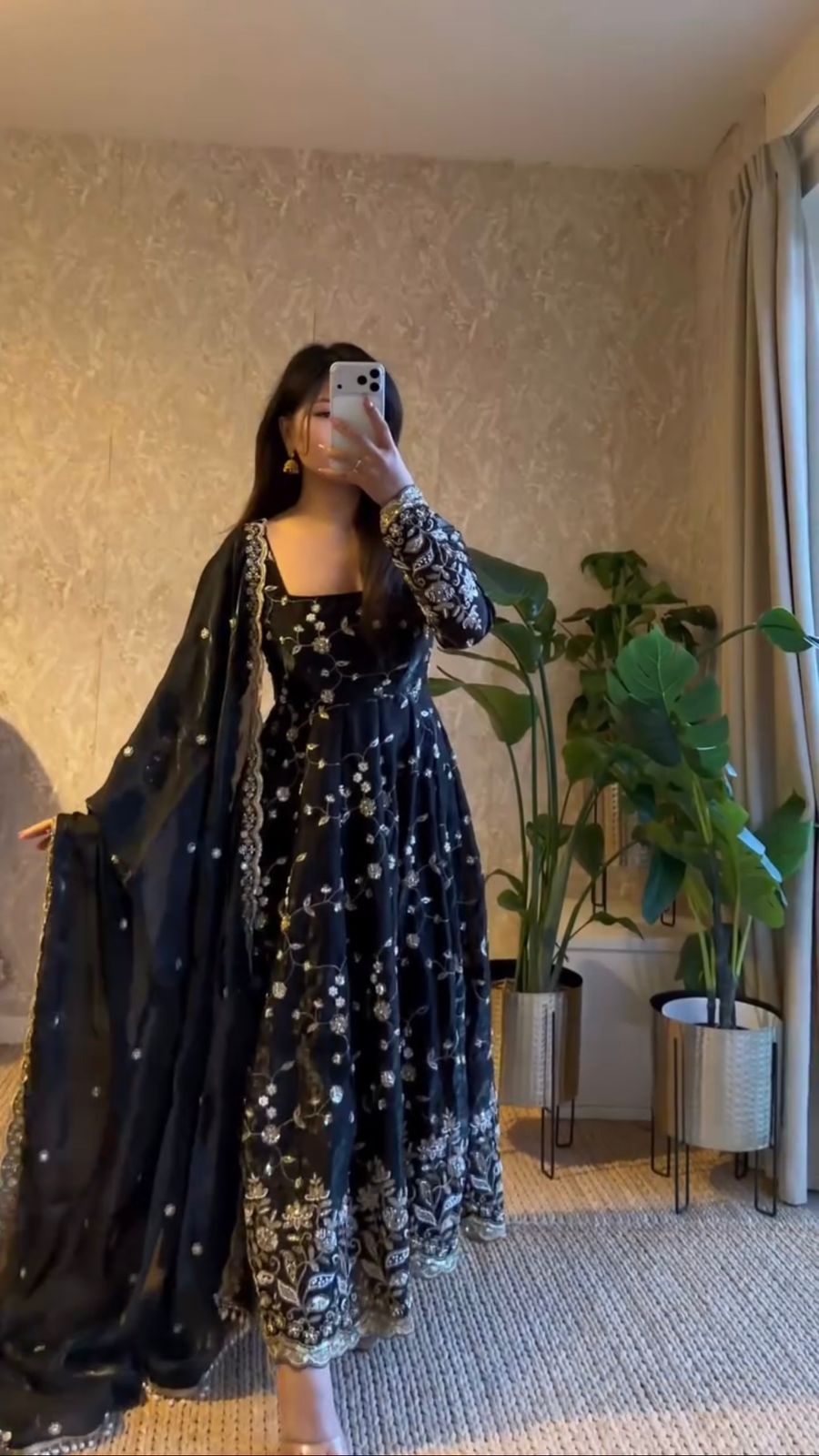 🔥 Exclusive Partywear Designer Gown Collection – Ready to Wear 🔥