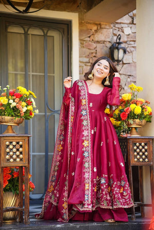🌸 Wedding & Festive Special GMY Silk Anarkali Set – Ready to Wear 🌸